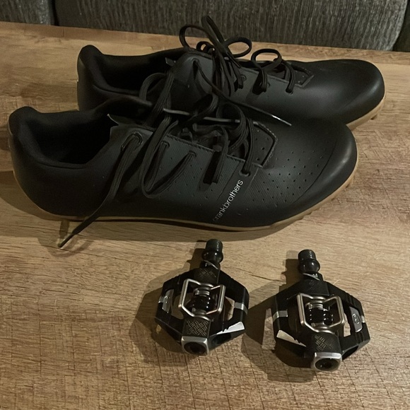Crankbrothers Candy Lace clip-ins mountain biking shoes with Candy 7 pedals